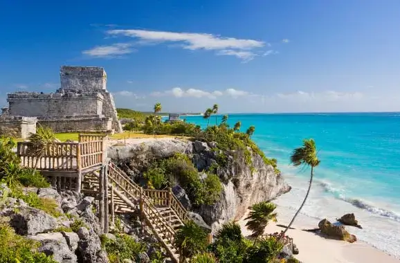 stio arqueolgico de el castillo em tulum