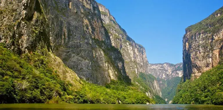 sumidero canyon in tuxtla gutierrez
